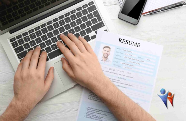 10 Skills To Put On A Resume