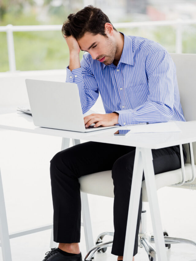 10 Habits That Can Kill Your Career