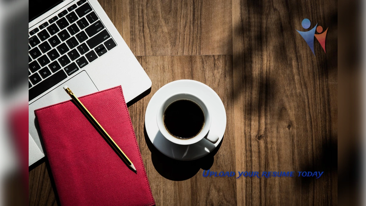 What Does a Perfect Resume Look Like in 2025? (Gulf Job Guide)